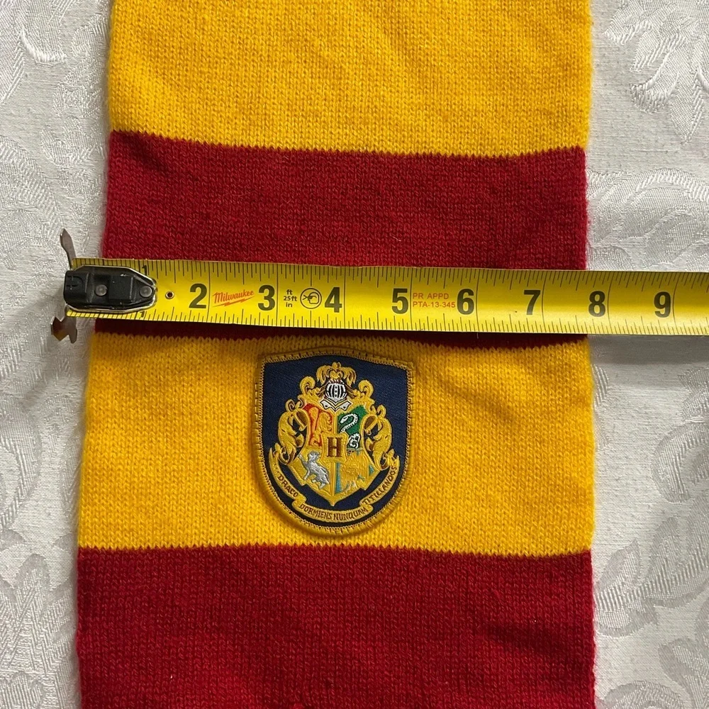 Harry Potter Gryffindor Cuffed Beanie Knit Hat And Scarf Combo Set - Picture 11 of 11